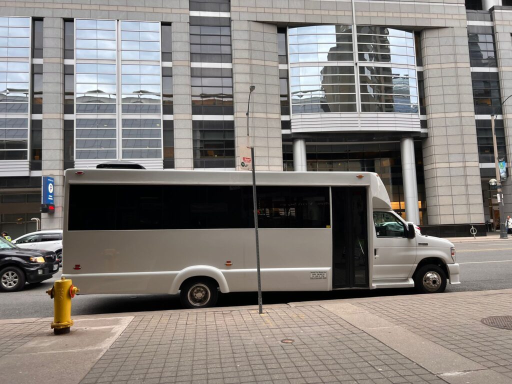 limo bus toronto